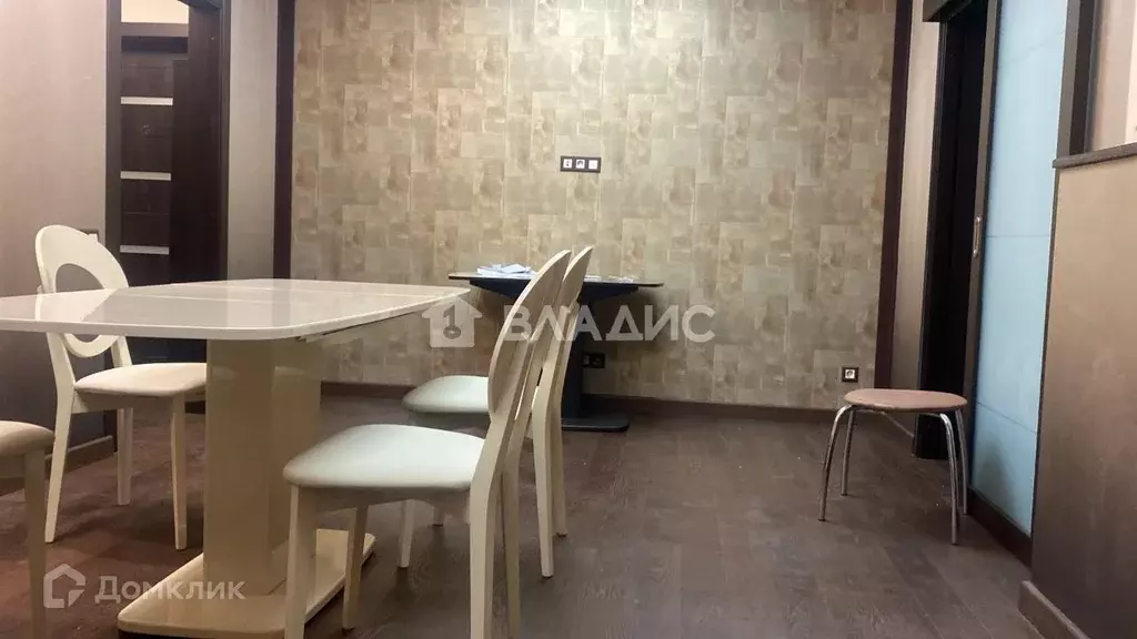 Продаётся 2-к квартира, 56 м - Фото 1