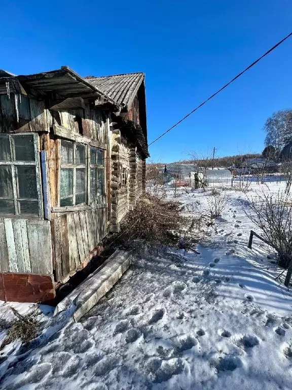 Дом в Кемеровская область, Калтан ул. Тургенева, 19 (25 м) - Фото 0