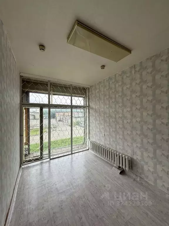 Помещение свободного назначения в Красноярский край, Железногорск ул. ... - Фото 1