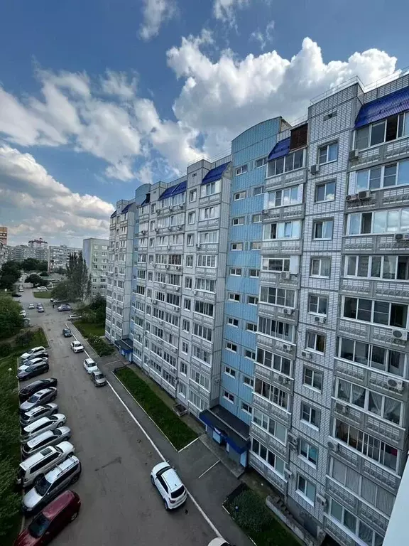 3-к. квартира, 95 м, 8/10 эт. - Фото 0
