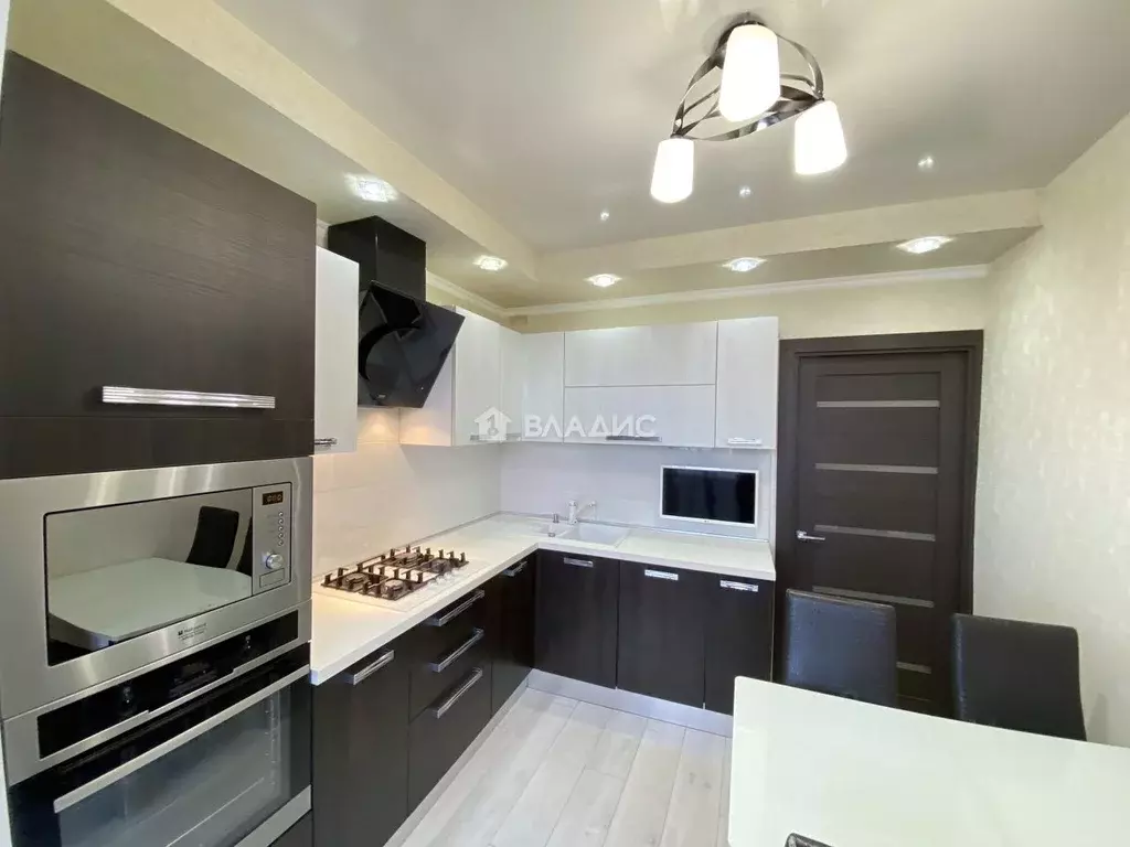 2-к кв. Владимирская область, Владимир ул. Безыменского, 6 (54.0 м) - Фото 1