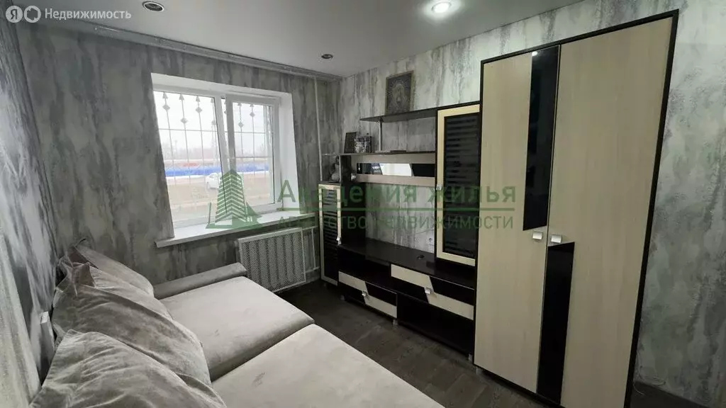 2-комнатная квартира: Энгельс, улица Менделеева, 1 (23.1 м) - Фото 1