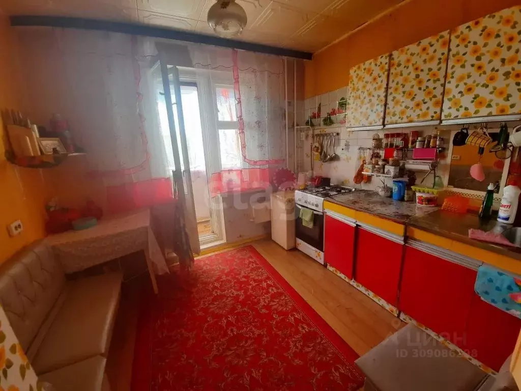 2-к кв. Псковская область, Великие Луки Запрудная ул., 14 (52.9 м) - Фото 0