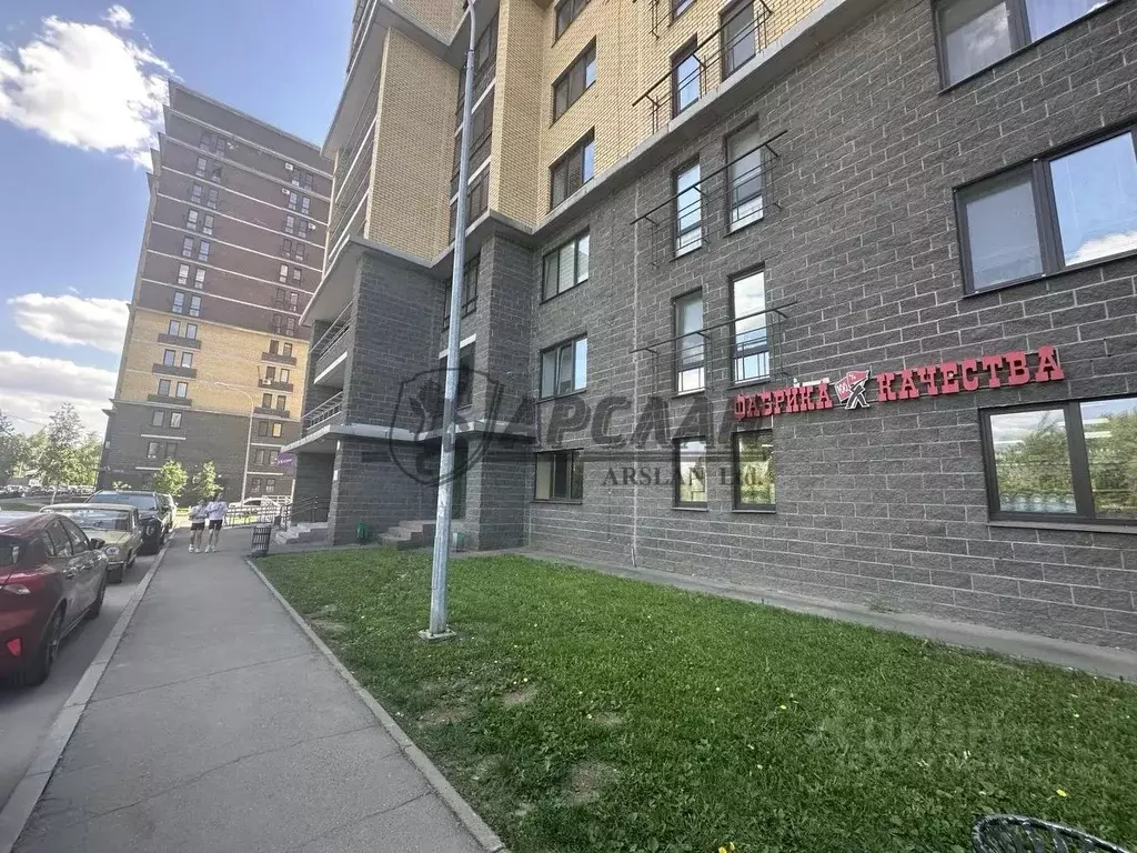 Торговая площадь в Татарстан, Казань ул. Натана Рахлина, 5 (67 м) - Фото 1