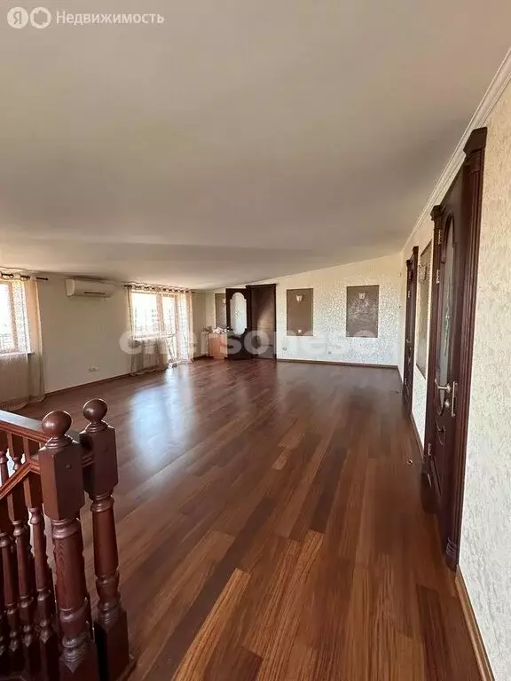 5-комнатная квартира: Севастополь, улица Истомина, 12 (233.4 м) - Фото 1