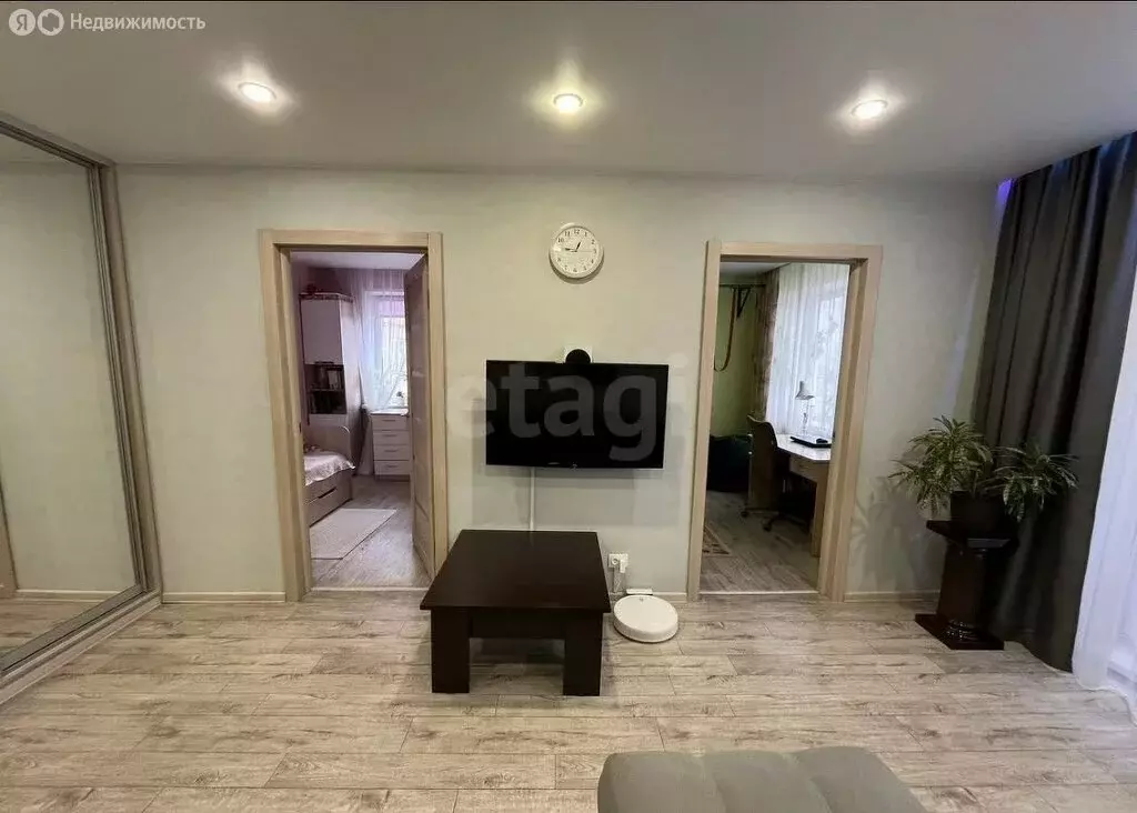 4-комнатная квартира: Абакан, улица Кати Перекрещенко, 18 (60.5 м) - Фото 2