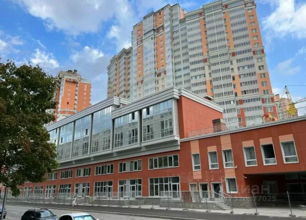 Гараж в Санкт-Петербург ул. Кустодиева, 7к2 (18 м) - Фото 1