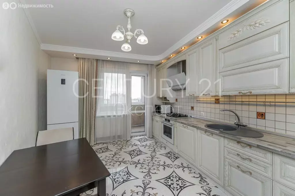 2-комнатная квартира: Калининград, Зелёная улица, 91 (84.4 м) - Фото 1