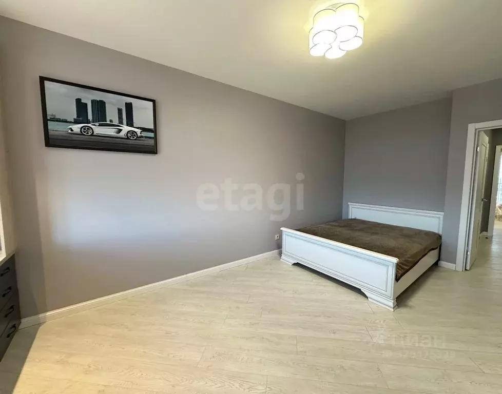 3-к кв. Татарстан, Казань ул. Братьев Касимовых, 35 (90.0 м) - Фото 2