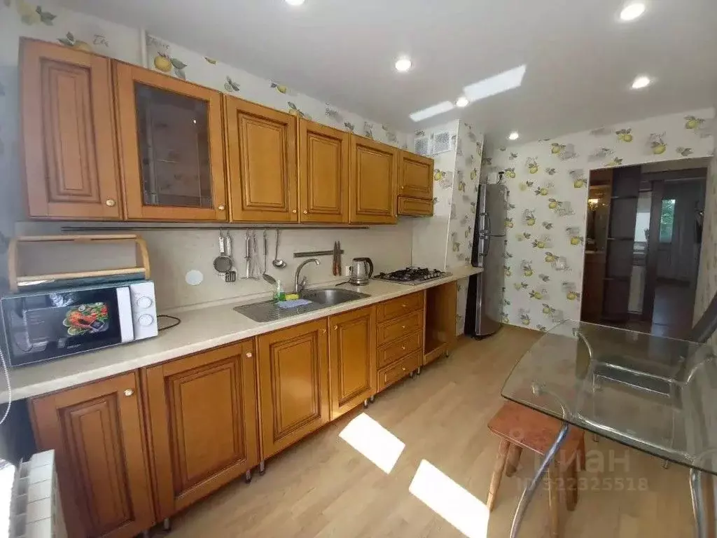 3-к кв. Ленинградская область, Тихвин 1А мкр, 49 (64.0 м) - Фото 2