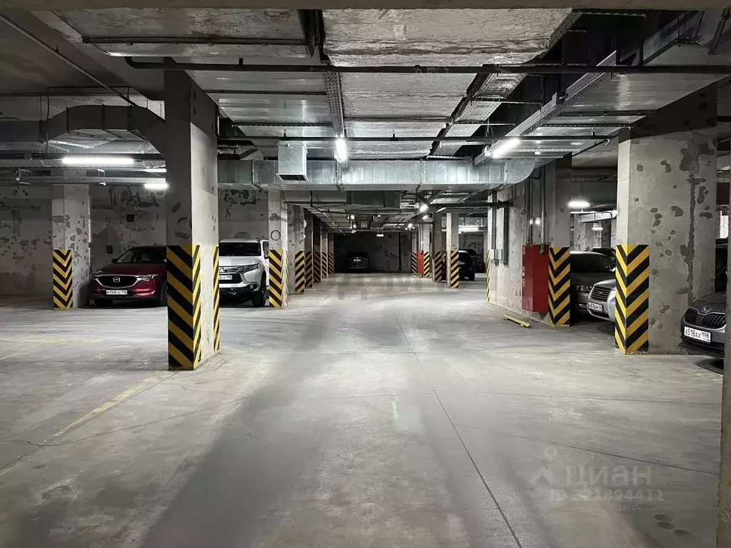 Гараж в Санкт-Петербург Кузнецовская ул., 58к1 (13 м) - Фото 1