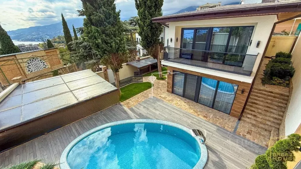 Дом в Крым, Ялта муниципальный округ, Массандра пгт ул. Мира, 4А (220 ... - Фото 1