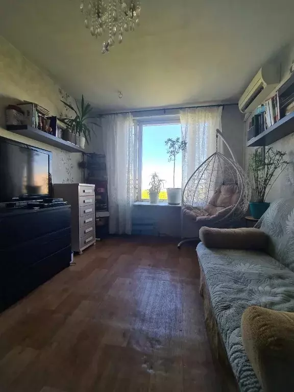 Продается комната в 3-комнатной квартире - Фото 1