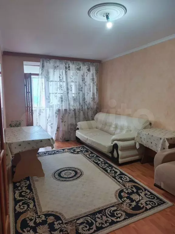 1-к. квартира, 40 м, 3/5 эт. - Фото 0