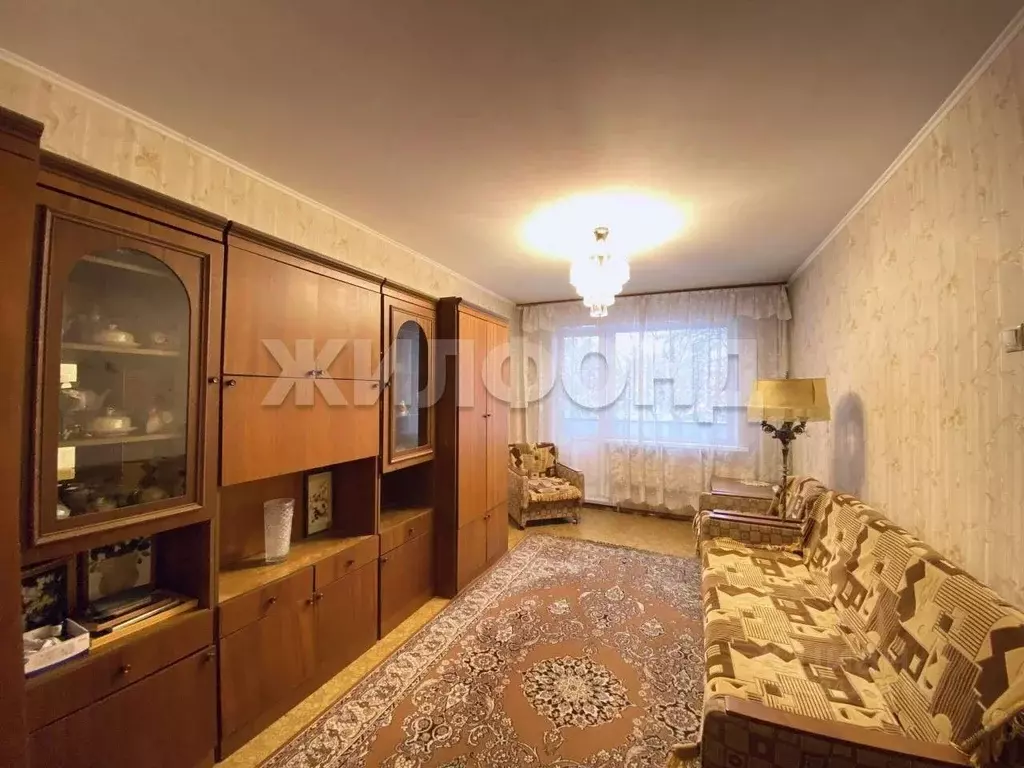 3-к кв. Новосибирская область, Новосибирск ул. Жуковского, 106/2 (60.0 ... - Фото 0