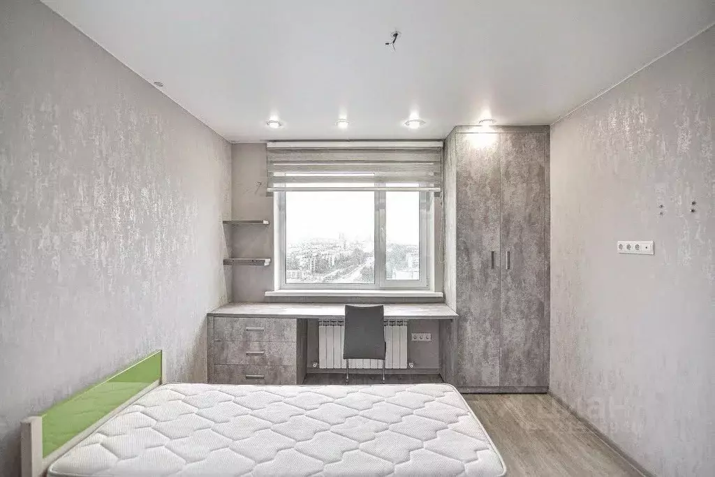 3-к кв. Сахалинская область, Южно-Сахалинск просп. Мира, 298 (69.0 м) - Фото 1