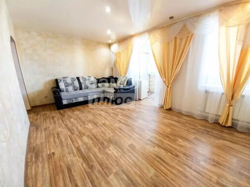 3-к кв. Пермский край, Краснокамск ул. 10-й Пятилетки, 4 (68.7 м) - Фото 1
