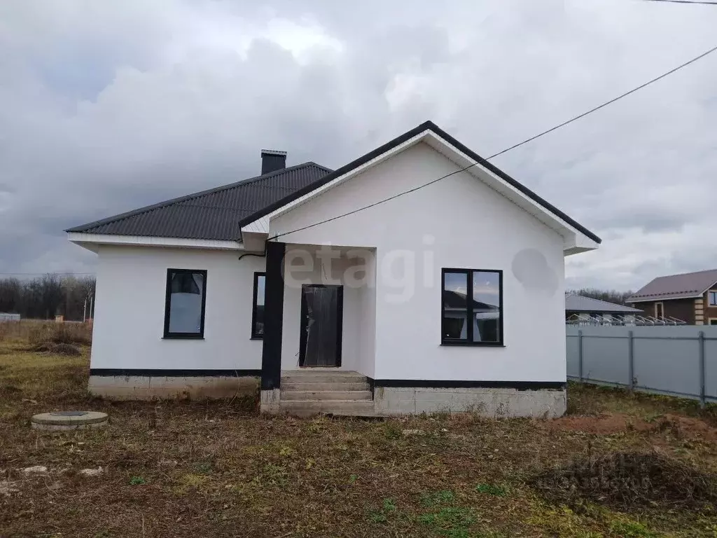 Дом в Башкортостан, Иглинский район, Акбердинский сельсовет ул. ... - Фото 2