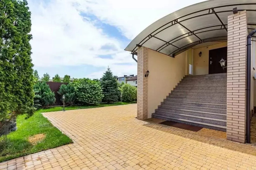 Дом в Краснодарский край, Краснодар ул. Безкровного, 35 (459 м) - Фото 1