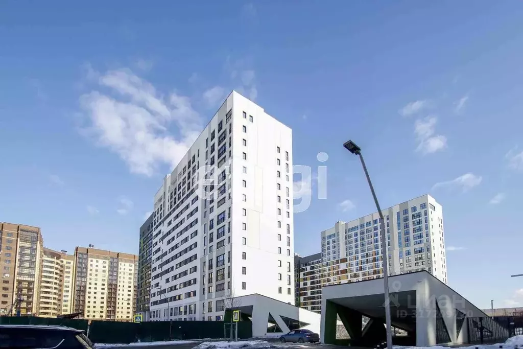 Гараж в Тюменская область, Тюмень ул. 50 лет Октября, 57Ак1 (14 м) - Фото 0