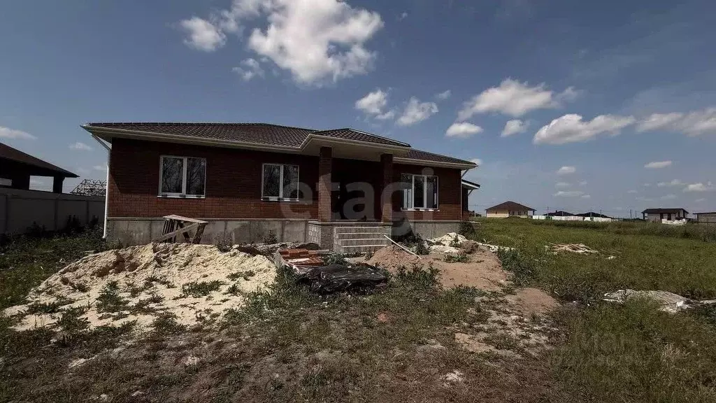 Дом в Белгородская область, Белгородский район, с. Стрелецкое ул. ... - Фото 1