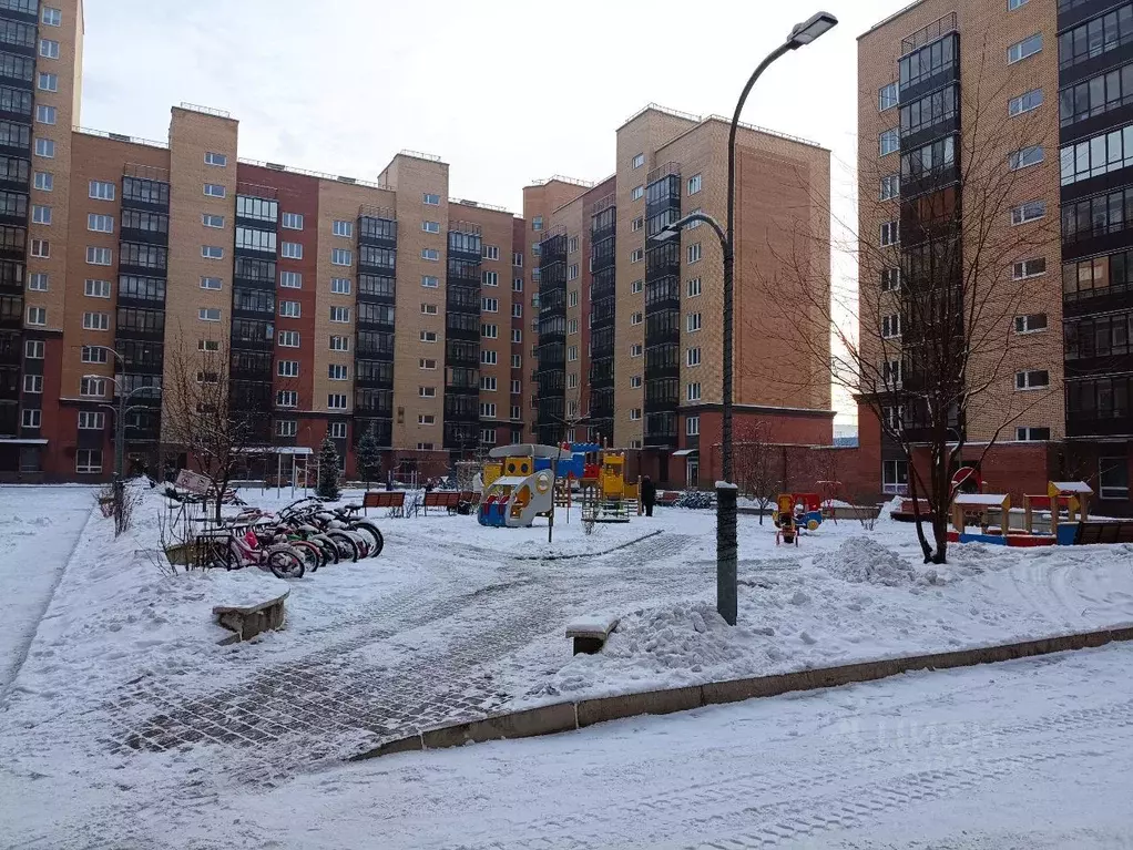 2-к кв. Красноярский край, Красноярск ул. Апрельская, 4 (53.0 м) - Фото 1