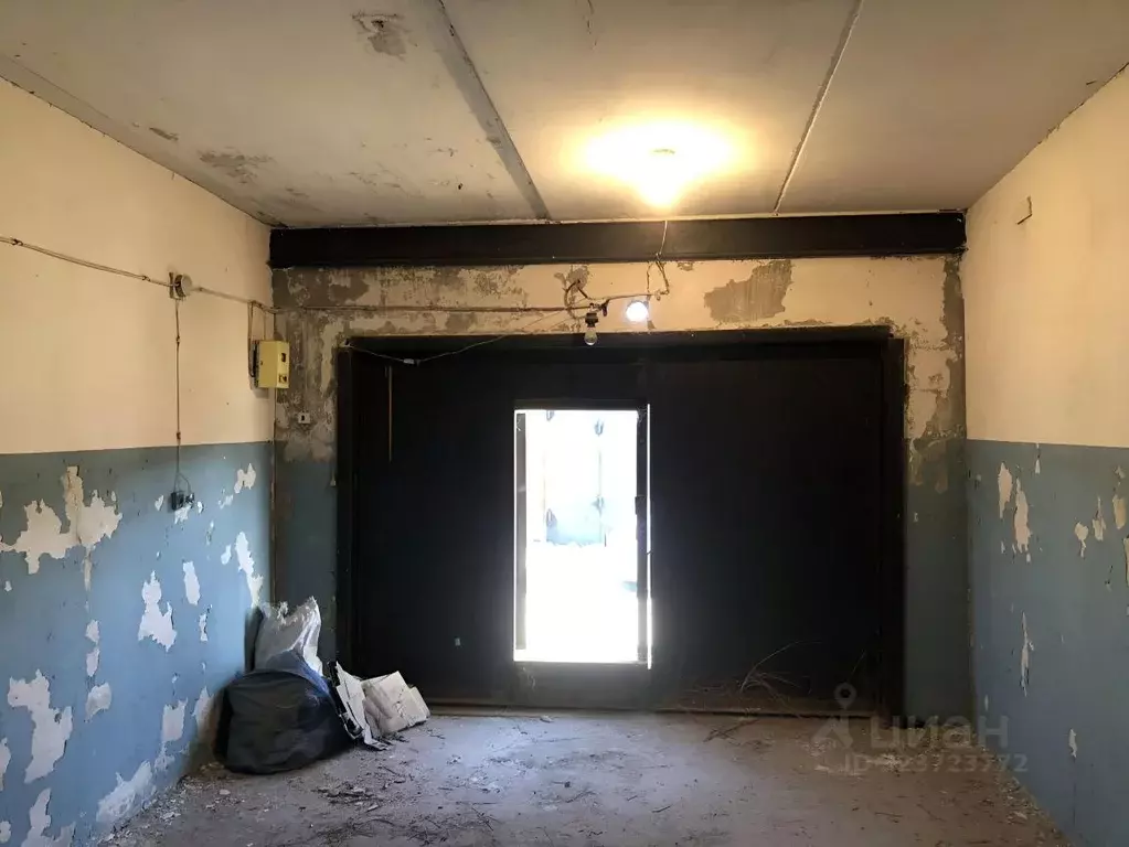 Гараж в Ханты-Мансийский АО, Нижневартовск №17 панель,  (24 м) - Фото 2