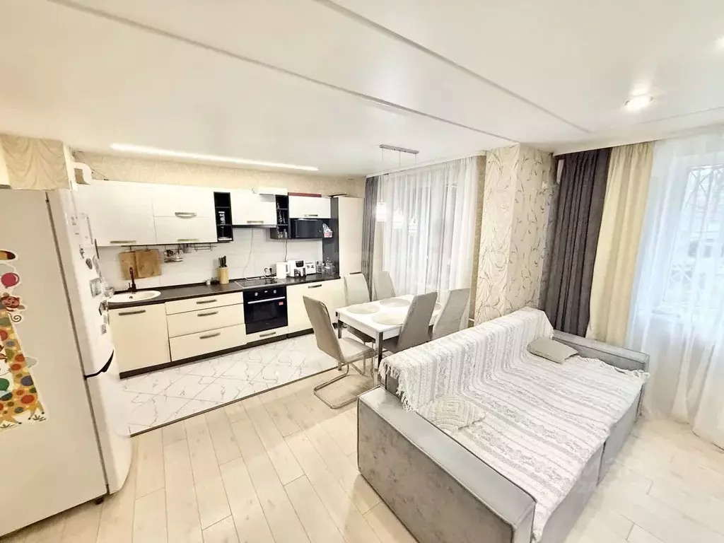 2-к кв. Удмуртия, Ижевск Совхозная ул., 1А (51.0 м) - Фото 1