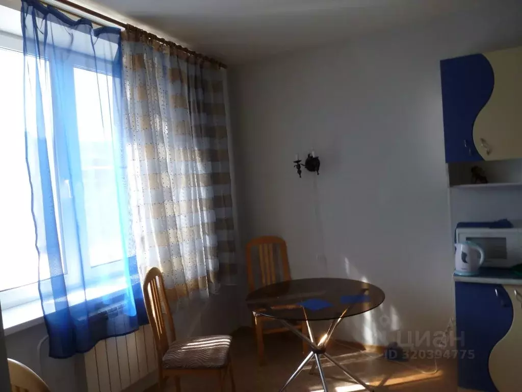 1-к кв. Волгоградская область, Волгоград ул. Землячки, 66А (52.0 м) - Фото 0