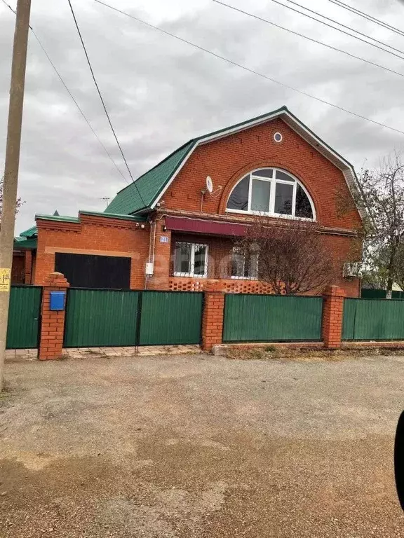 Дом в Башкортостан, с. Кармаскалы ул. 50 лет Победы, 21 (168 м) - Фото 2