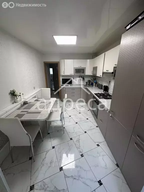 2-комнатная квартира: Самара, переулок Карякина, 1 (68 м) - Фото 1