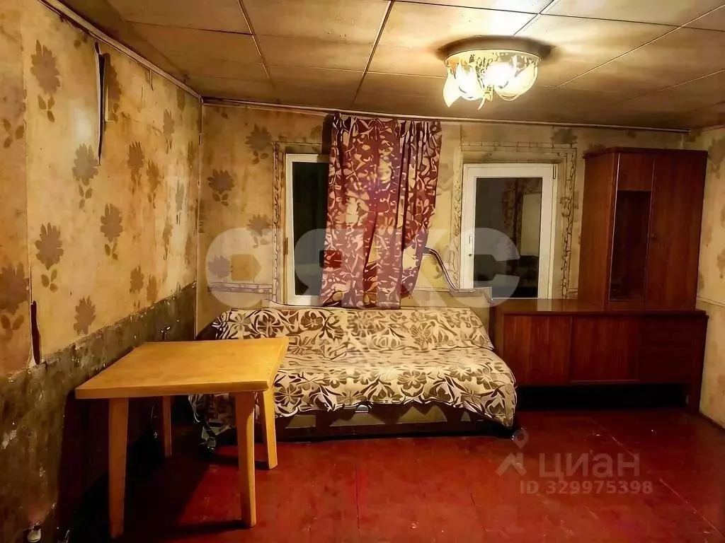 Дом в Краснодарский край, Новокубанский район, Советская ст-ца ул. ... - Фото 1