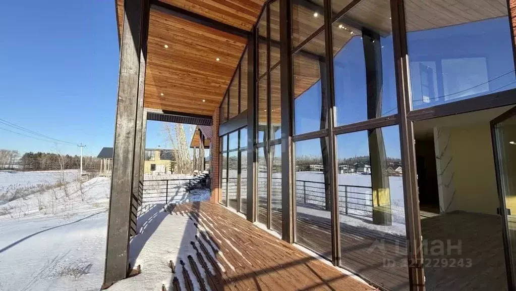 Дом в Башкортостан, Уфа городской округ, с. Нагаево ул. Багровая (240 ... - Фото 1