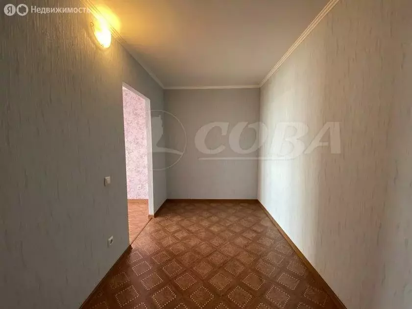 1-комнатная квартира: Тюмень, улица Николая Семёнова, 27 (43 м) - Фото 0