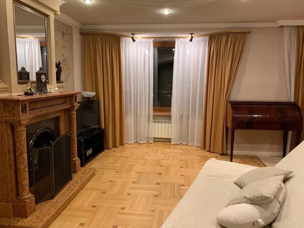 3-к кв. Санкт-Петербург наб. Воскресенская, 6-8 (75.6 м) - Фото 1