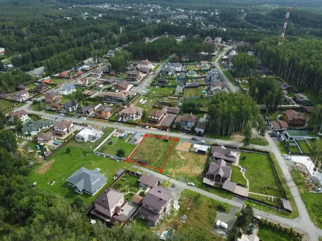 Участок в Свердловская область, Первоуральск муниципальный округ, пос. ... - Фото 0