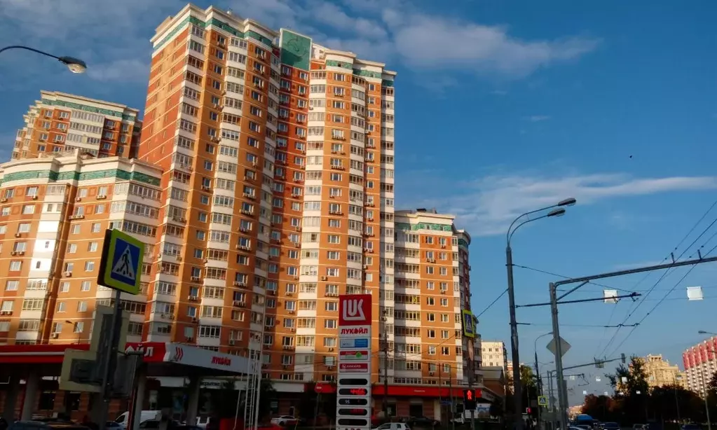 Продается 3-комнатная квартира - Фото 2