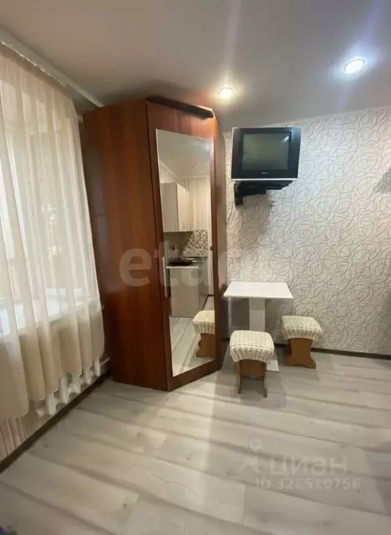 1-к кв. Татарстан, Казань ул. Батыршина, 25 (13.7 м) - Фото 1