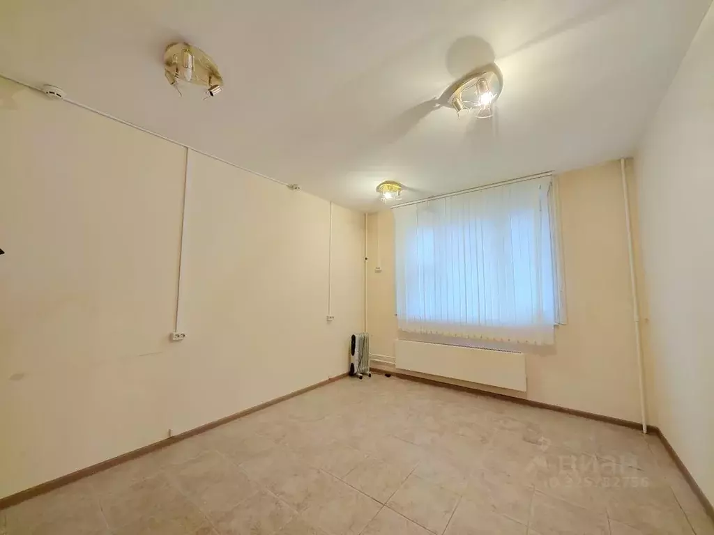 Помещение свободного назначения в Москва ул. Адмирала Лазарева, 47 (15 ... - Фото 1