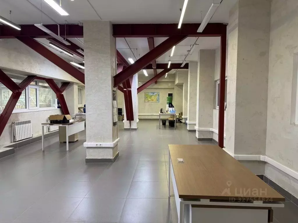 Офис в Свердловская область, Екатеринбург тракт Чусовской, 9 (100 м) - Фото 1