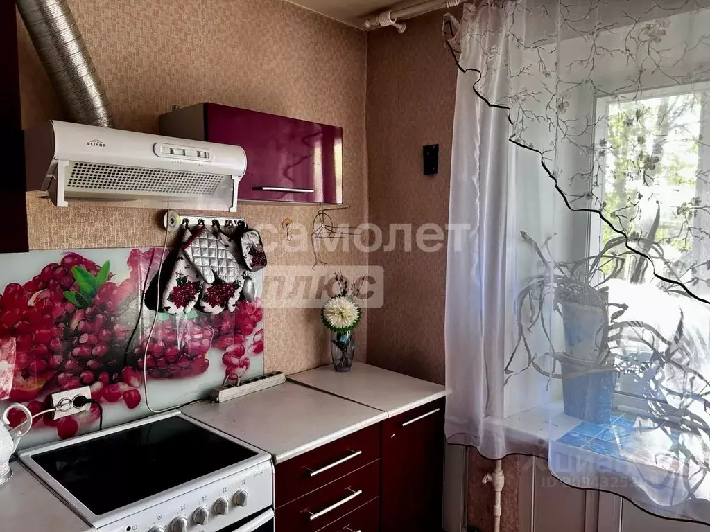 2-к кв. Томская область, Томск Черемошники мкр, пер. Добролюбова, 15 ... - Фото 0