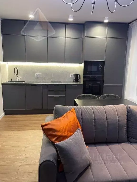 3-к кв. Москва Новоостаповская ул., 7к1 (53.0 м) - Фото 0