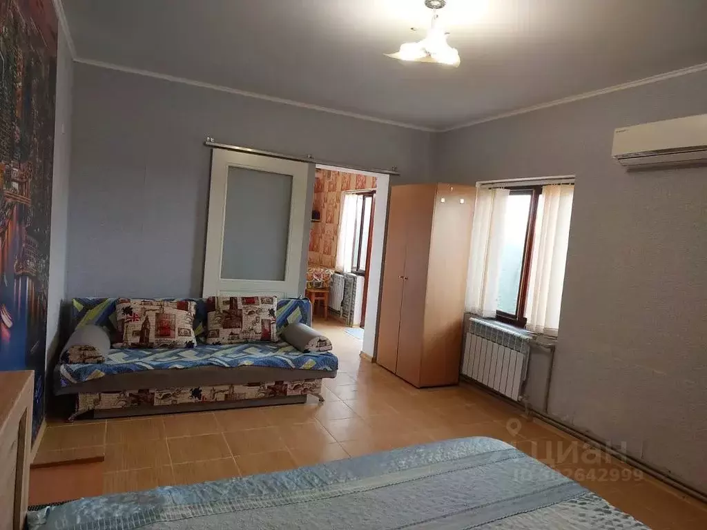 Дом в Крым, Феодосия муниципальный округ, Приморский пгт пер. ... - Фото 1