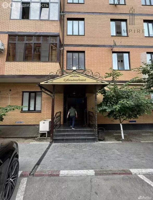 3-комнатная квартира: Грозный, улица А.А. Айдамирова, 135к2 (112 м) - Фото 1