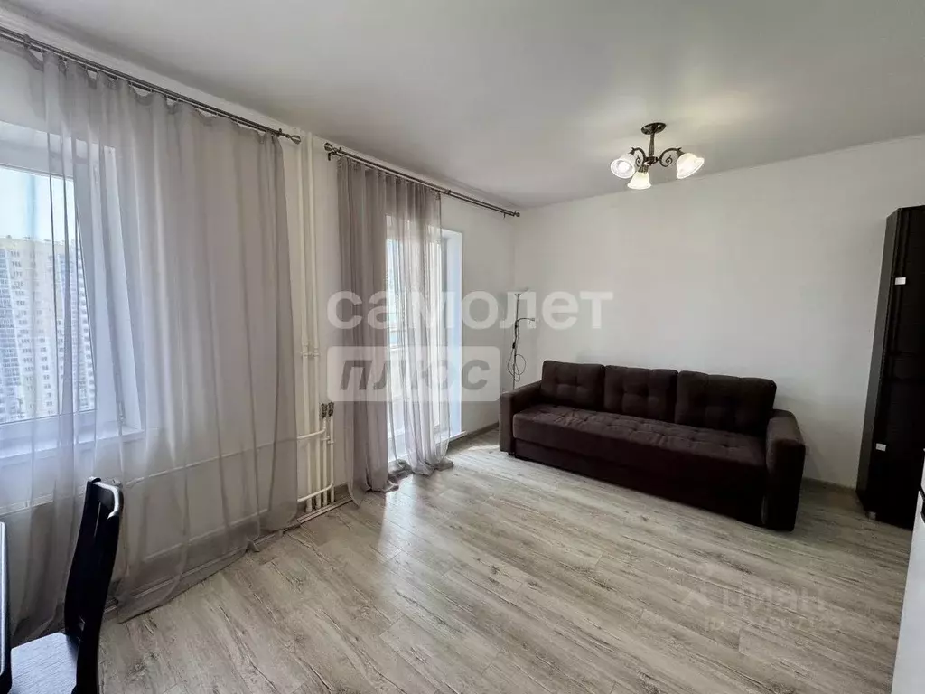 Студия Челябинская область, Челябинск Университетская Набережная ул., ... - Фото 1