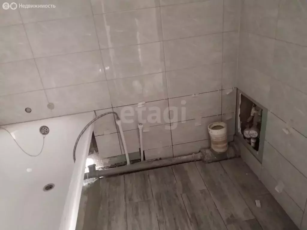 1-комнатная квартира: Саратов, улица имени Академика С.Г. Навашина, 30 ... - Фото 1