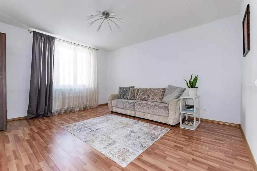 3-к кв. Свердловская область, Екатеринбург ул. Николая Островского, 5 ... - Фото 2