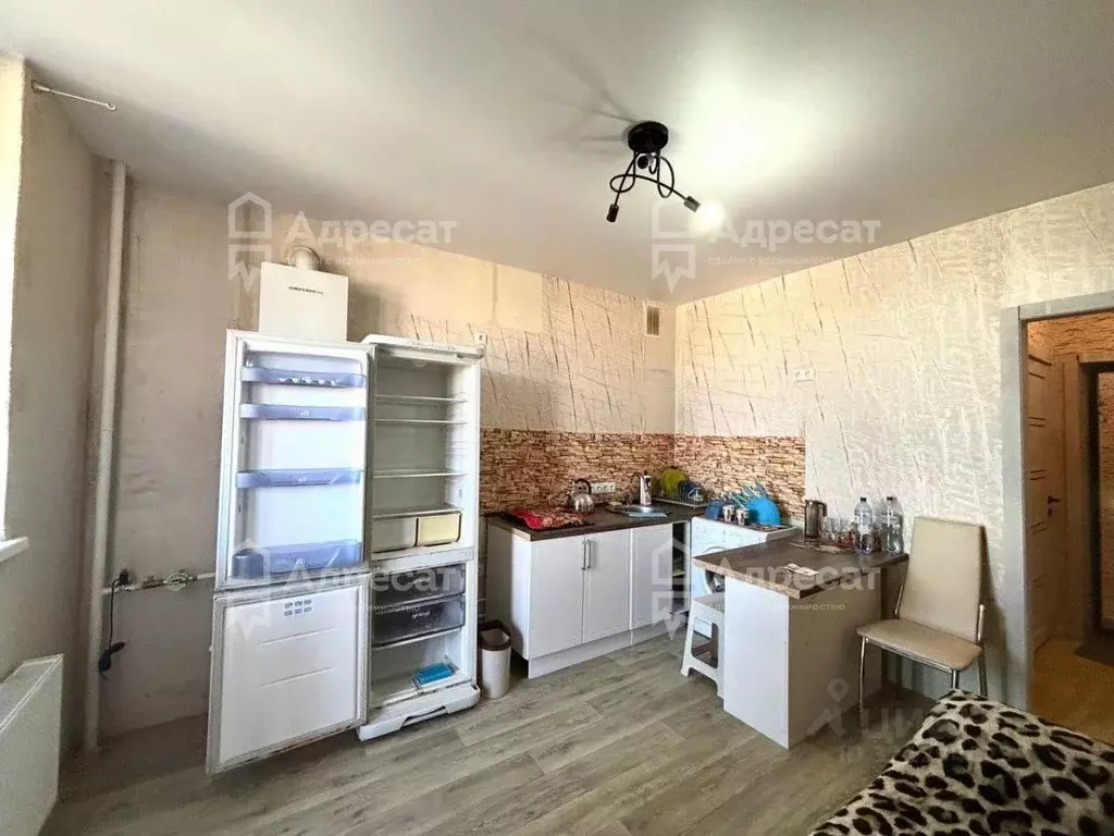 2-к кв. Волгоградская область, Волгоград ул. 70-летия Победы, 21А ... - Фото 1