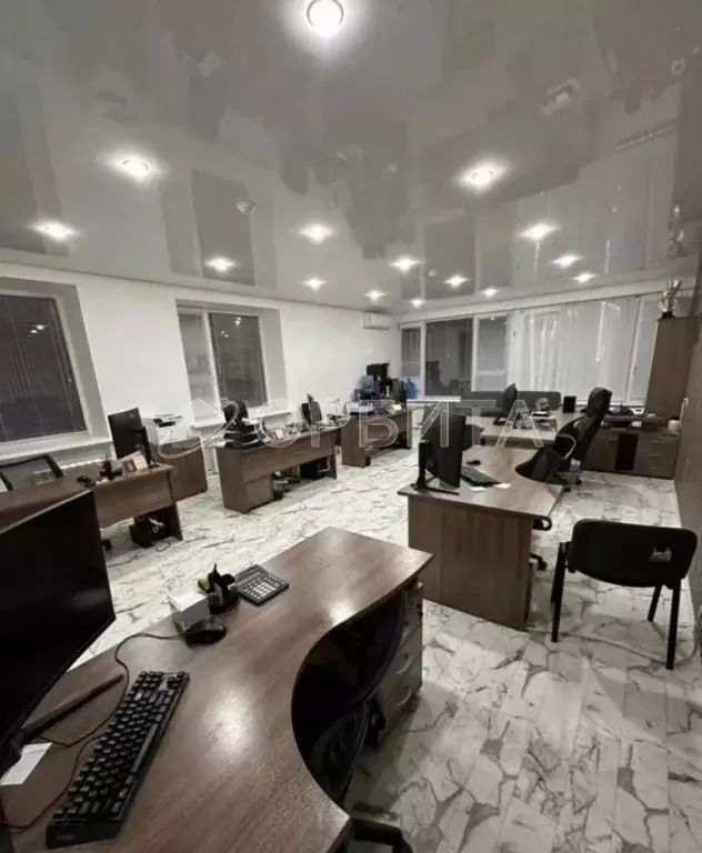 Офис в Тюменская область, Тюмень ул. Республики, 53 (47 м) - Фото 1