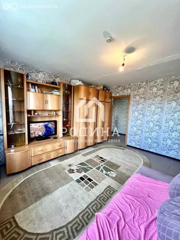 3-комнатная квартира: Комсомольск-на-Амуре, микрорайон Дружба, 33 (66 ... - Фото 1
